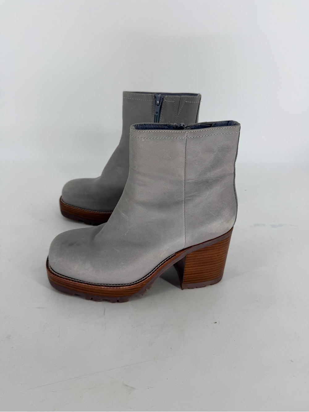 Jeffrey Campbell Momby Lug Sole Platform Boot Size 9.5 New